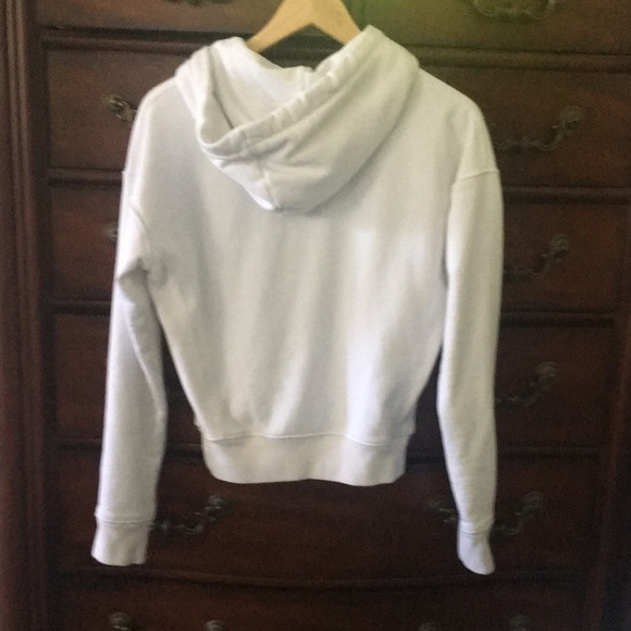 CHAMPION Sweater Shirt🦋EUC - Picture 3 of 6